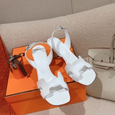 Hermes Sandals